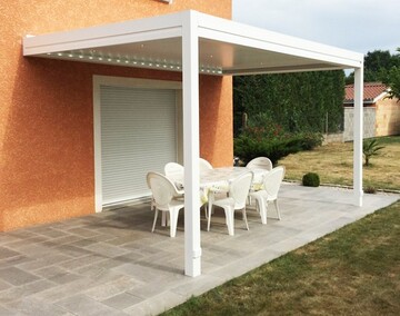 Pergola bioclimatique