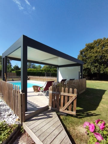 Pose d’une pergola sur mesure dans le secteur de Camblanes-et-Meynac (33)