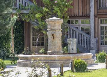 Fontaine d'eau dans le centre de Pessac