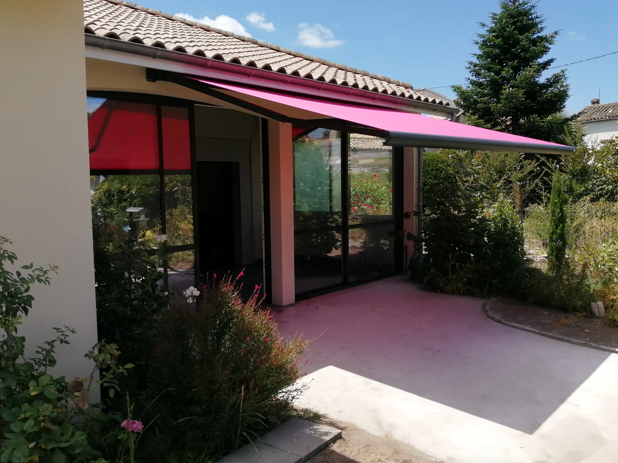 pergola bioclimatique bordeaux store banne terrasse